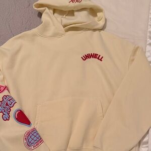 Uhwell Cream Hoodie with Red Accents